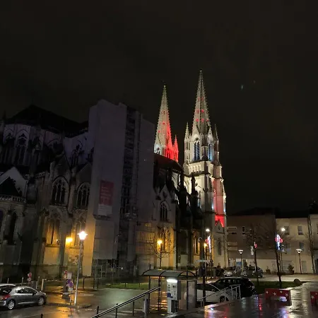 Aux Vieux Greniers * Cholet